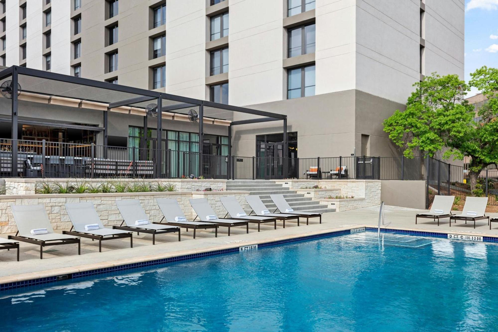 Marriott San Antonio Airport Hotel ภายนอก รูปภาพ